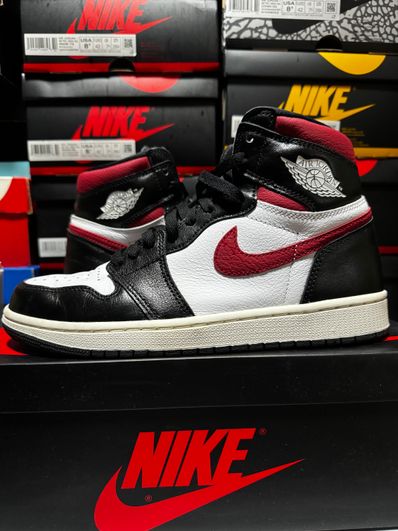 Nike Air Jordan 1 Retro High "Black/White/Sail/Gym Red"