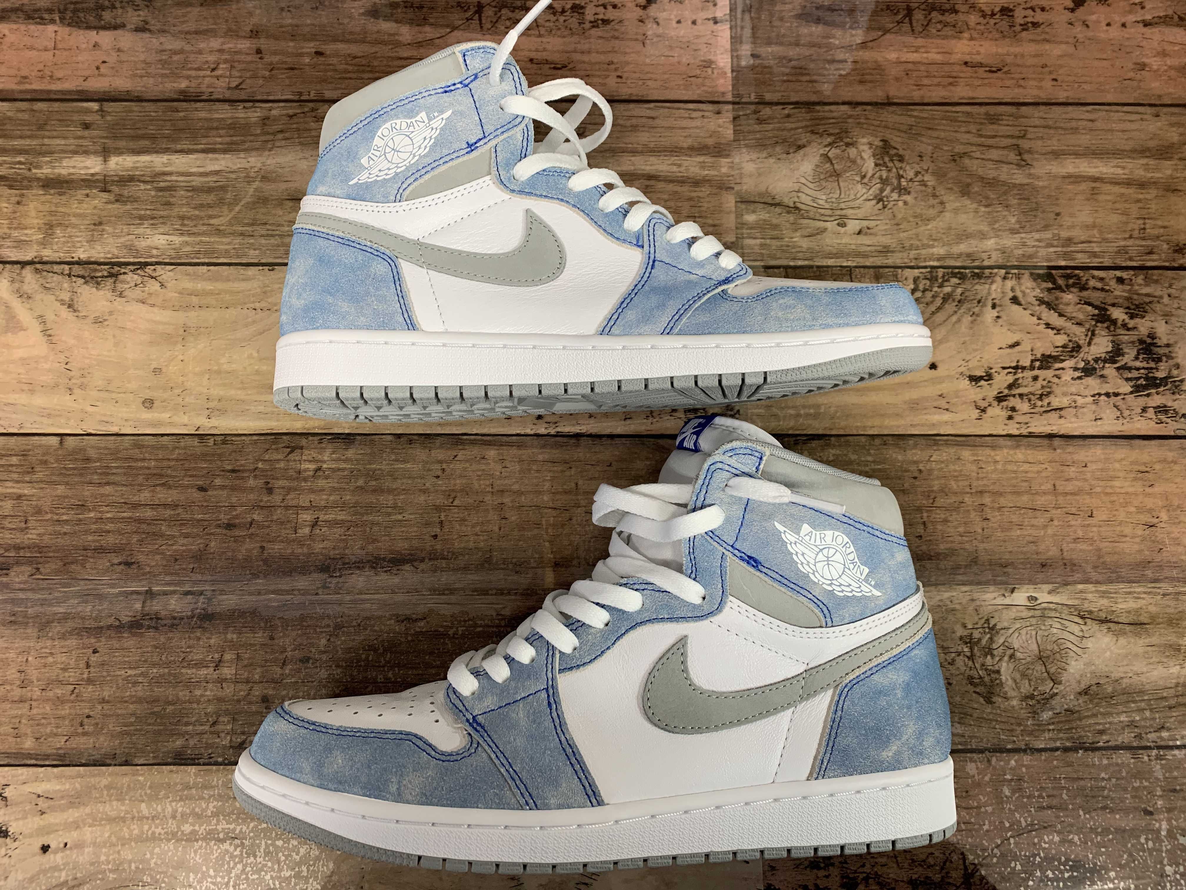 Nike Air Jordan 1 High OG "Hyper Royal"
