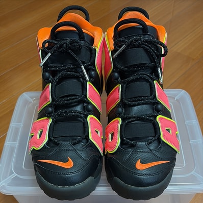 NIKE Women's AIR MORE UPTEMPO "HOT PUNCH"