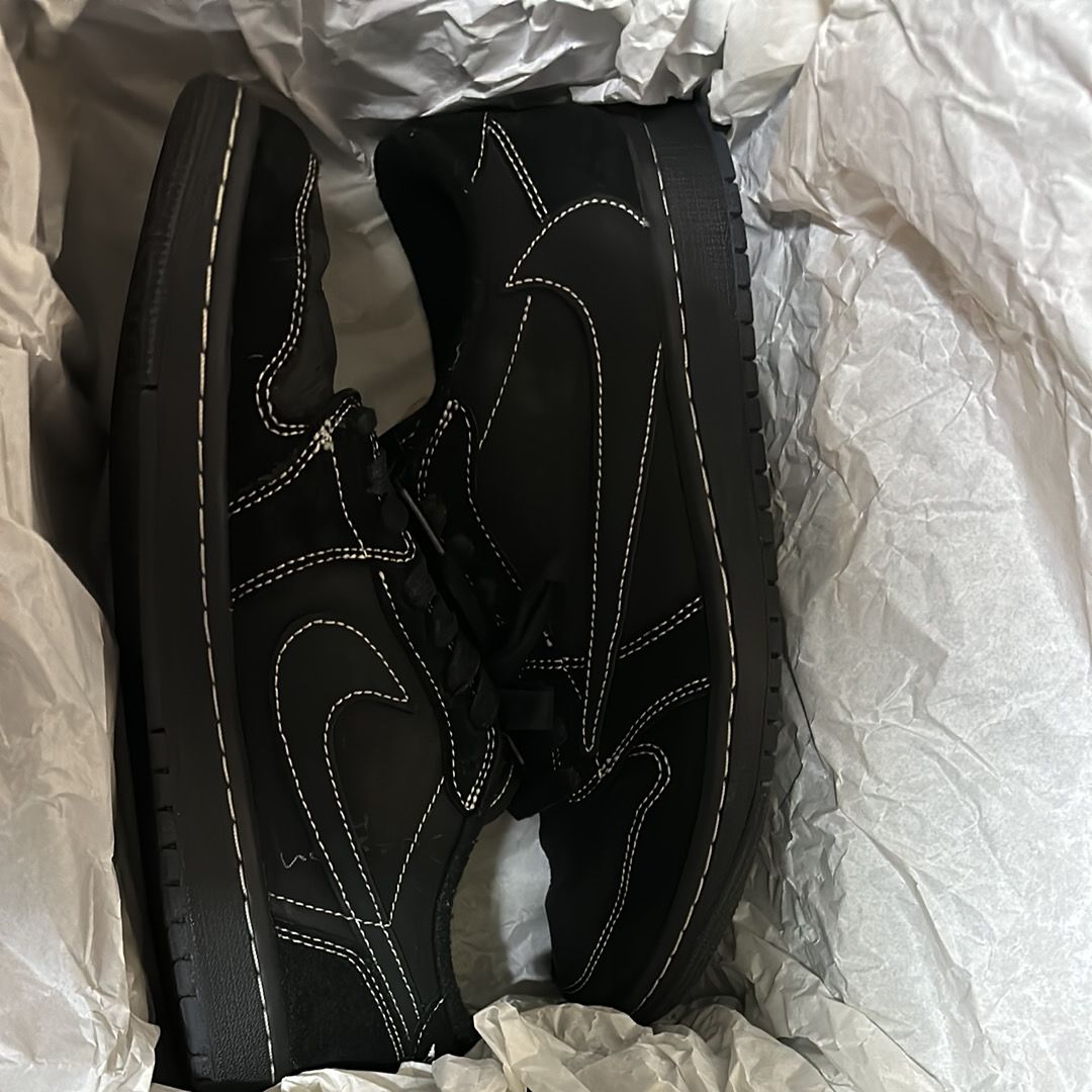 Travis Scott × Nike Air Jordan 1 Low OG SP "Black Phantom"