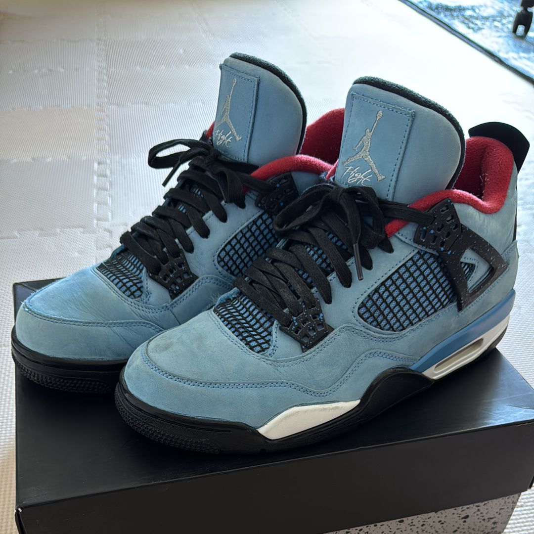 Travis Scott × Nike Air Jordan 4 Retro Cactus Jack "University Blue"