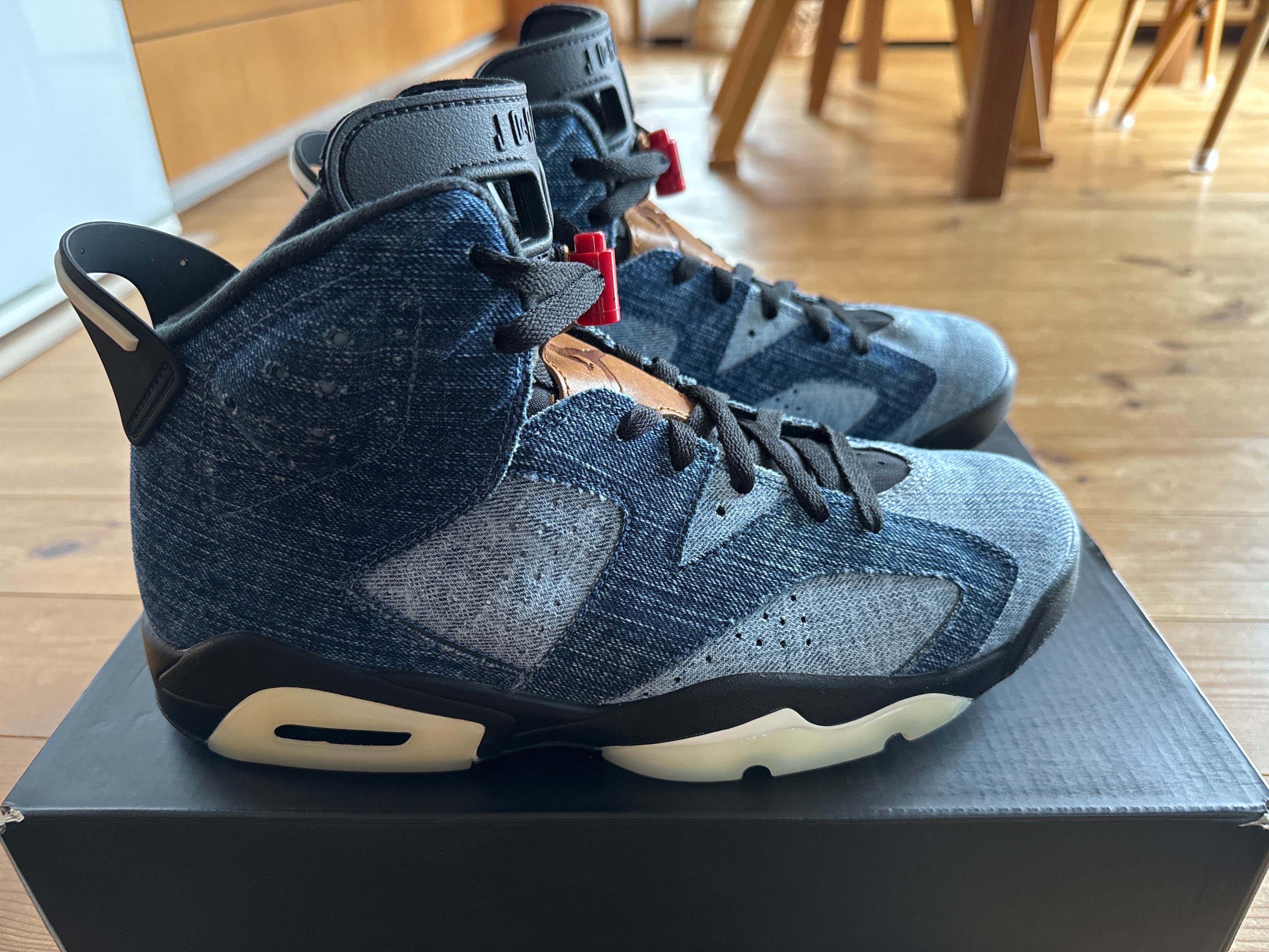 NIKE AIR JORDAN 6 "WASHED DENIM"