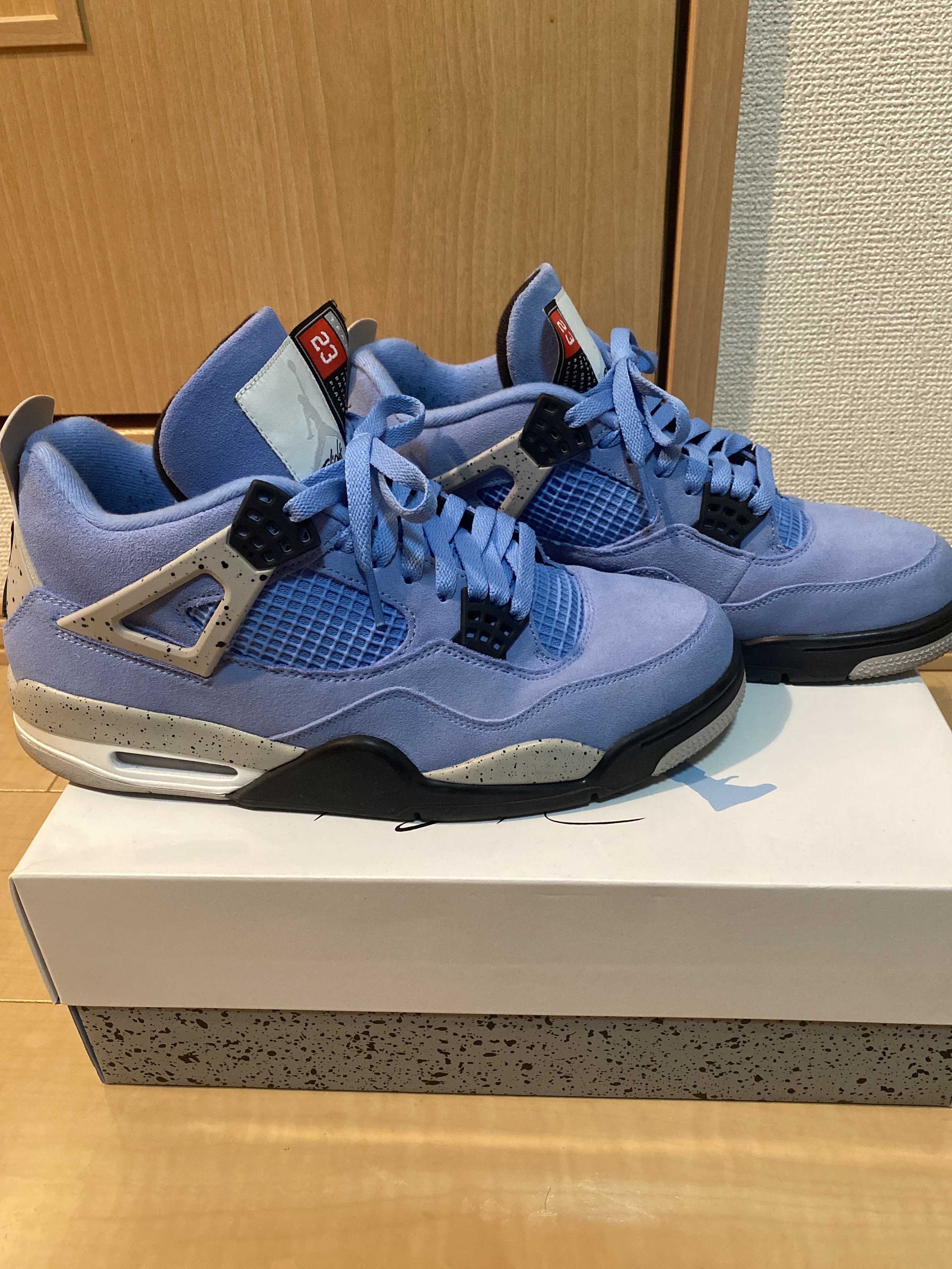Nike Air Jordan 4 "University Blue"