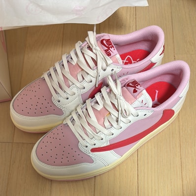 Travis Scott × Nike Air Jordan 1 Retro Low OG "Sail/Tropical Pink"