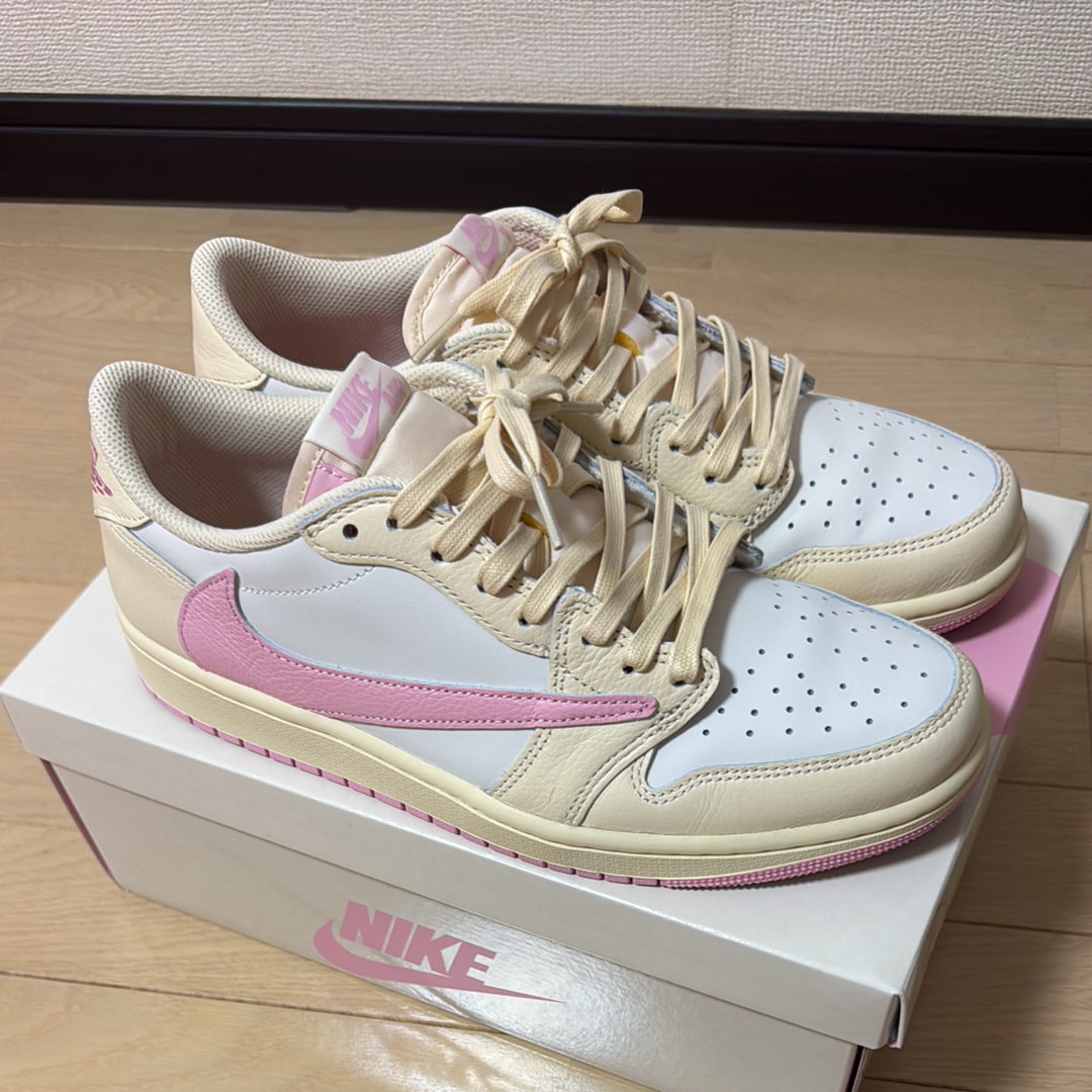 Travis Scott × Nike Air Jordan 1 Retro Low OG "Muslin/Shy Pink"