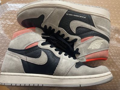 Nike Air Jordan 1 RETRO High OG "Hyper Crimson"