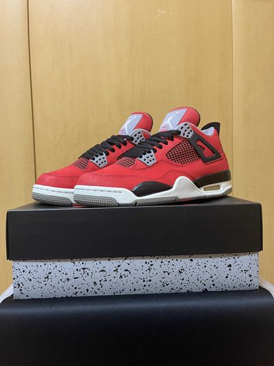 Nike Air Jordan 4 Retro "Toro Bravo"