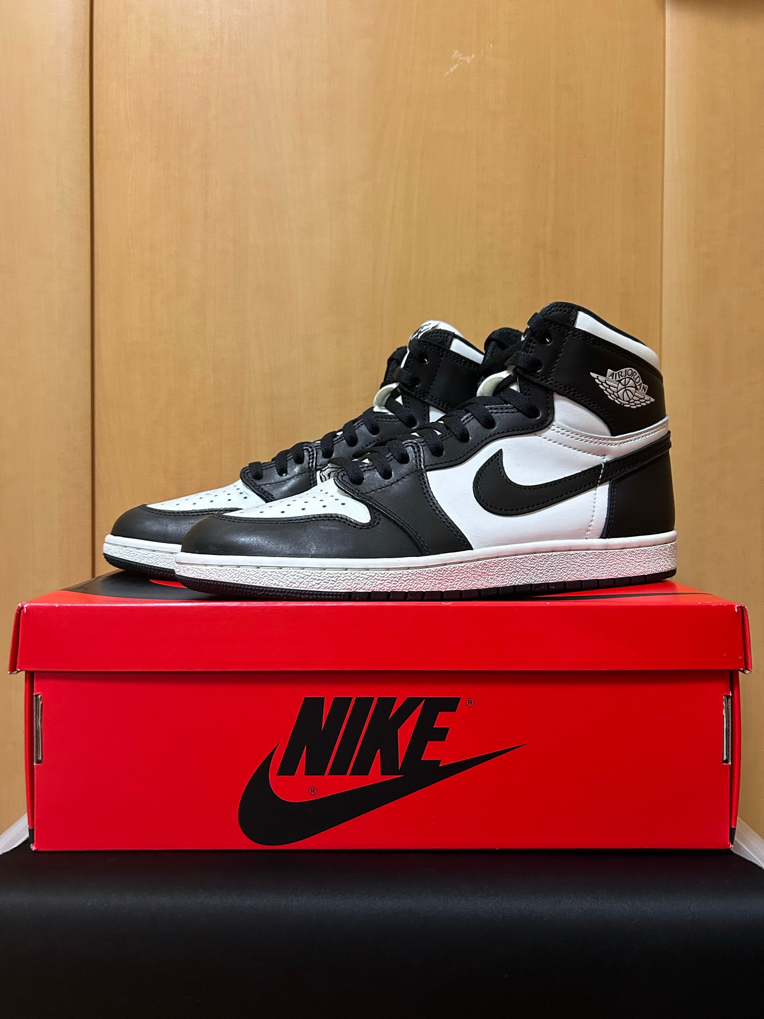 Nike Air Jordan 1 High '85 "Black/White"