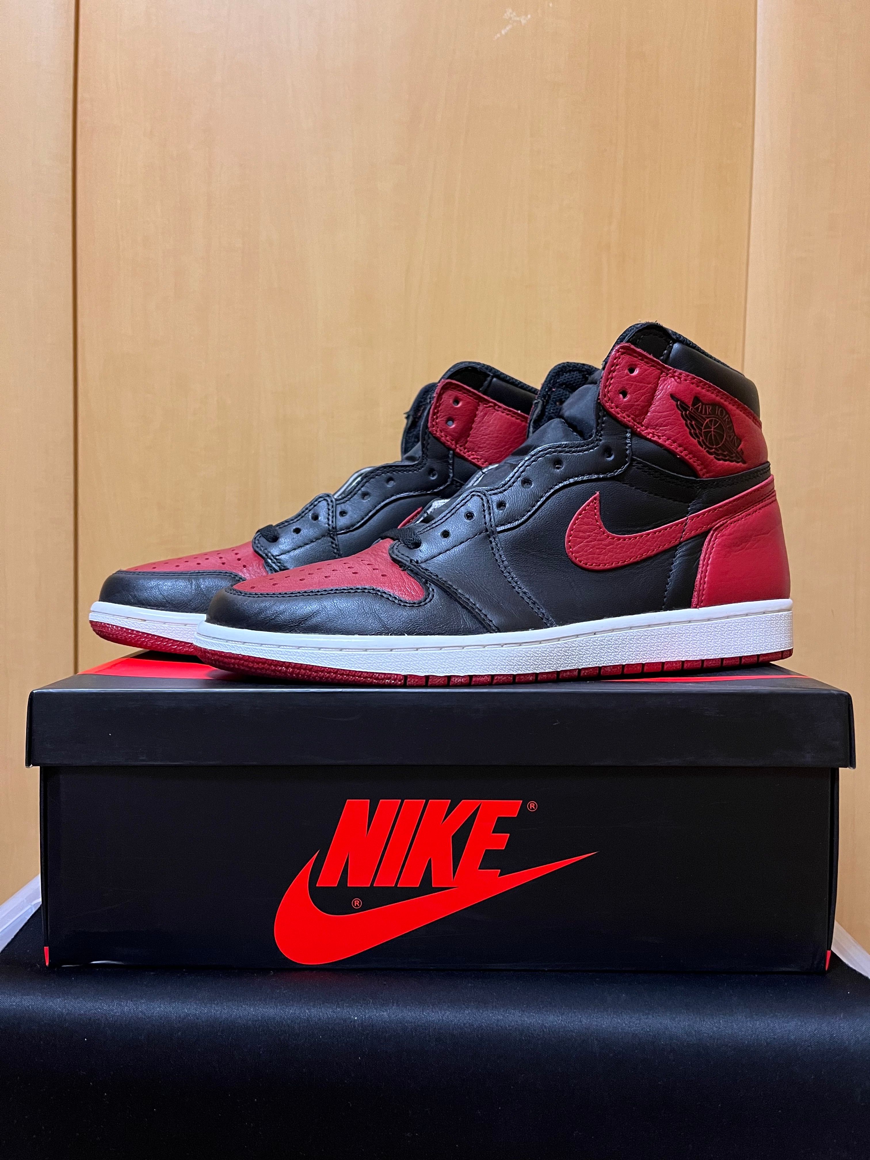 Nike Air Jordan 1 Retro High OG "Bred/Banned" (2016)