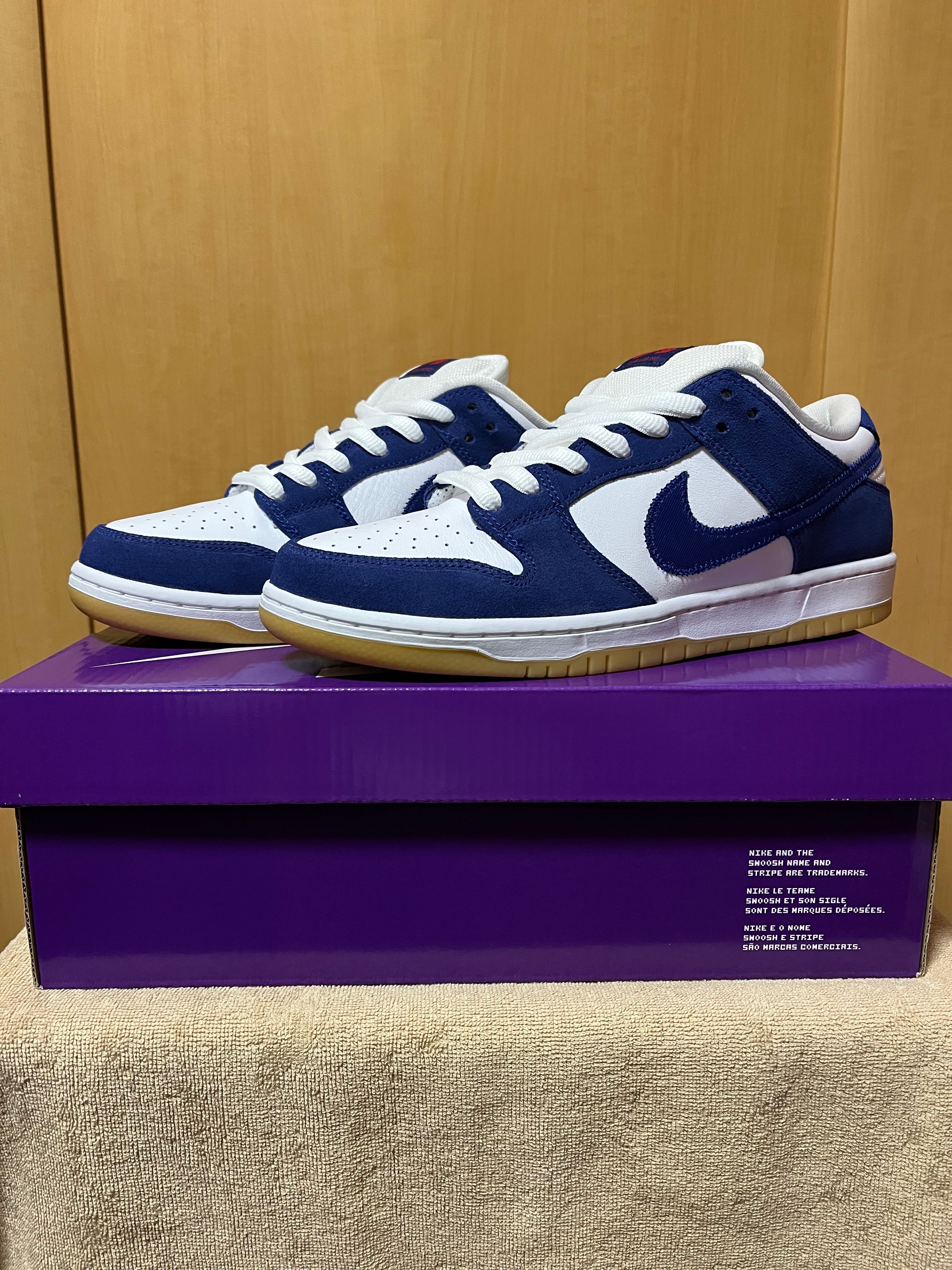 Nike SB Dunk Low "Los Angeles Dodgers/Deep Royal Blue"