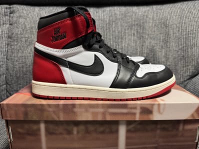 Nike Air Jordan 1 Retro High OG "Black Toe Reimagined"