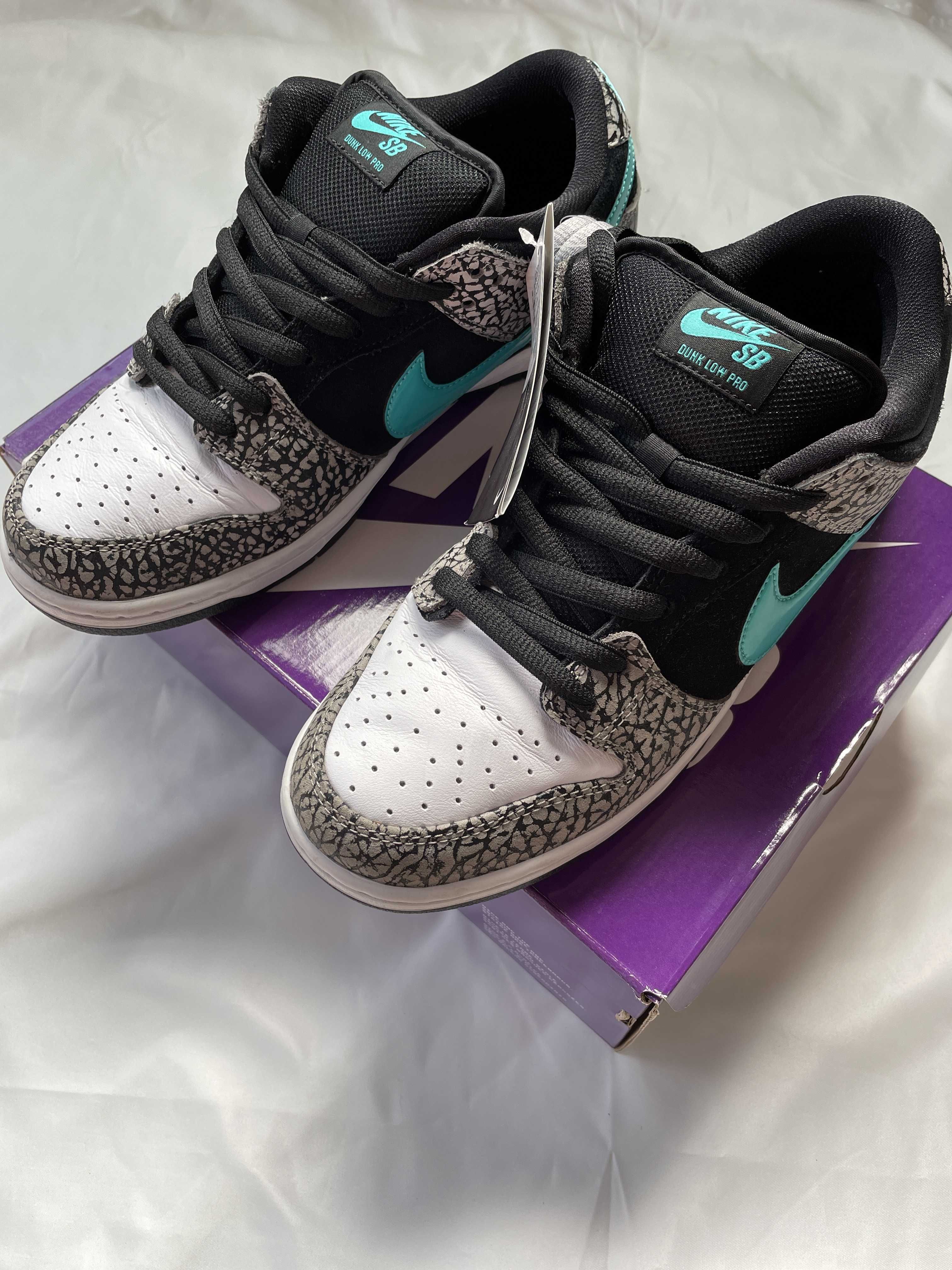 Nike SB Dunk Low "Elephant/Safari"