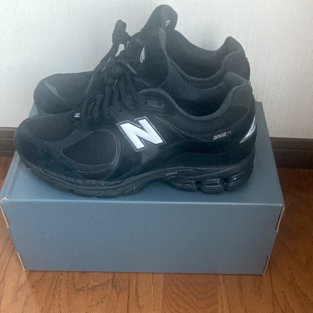 New Balance 2002R GORE-TEX "Black/White"