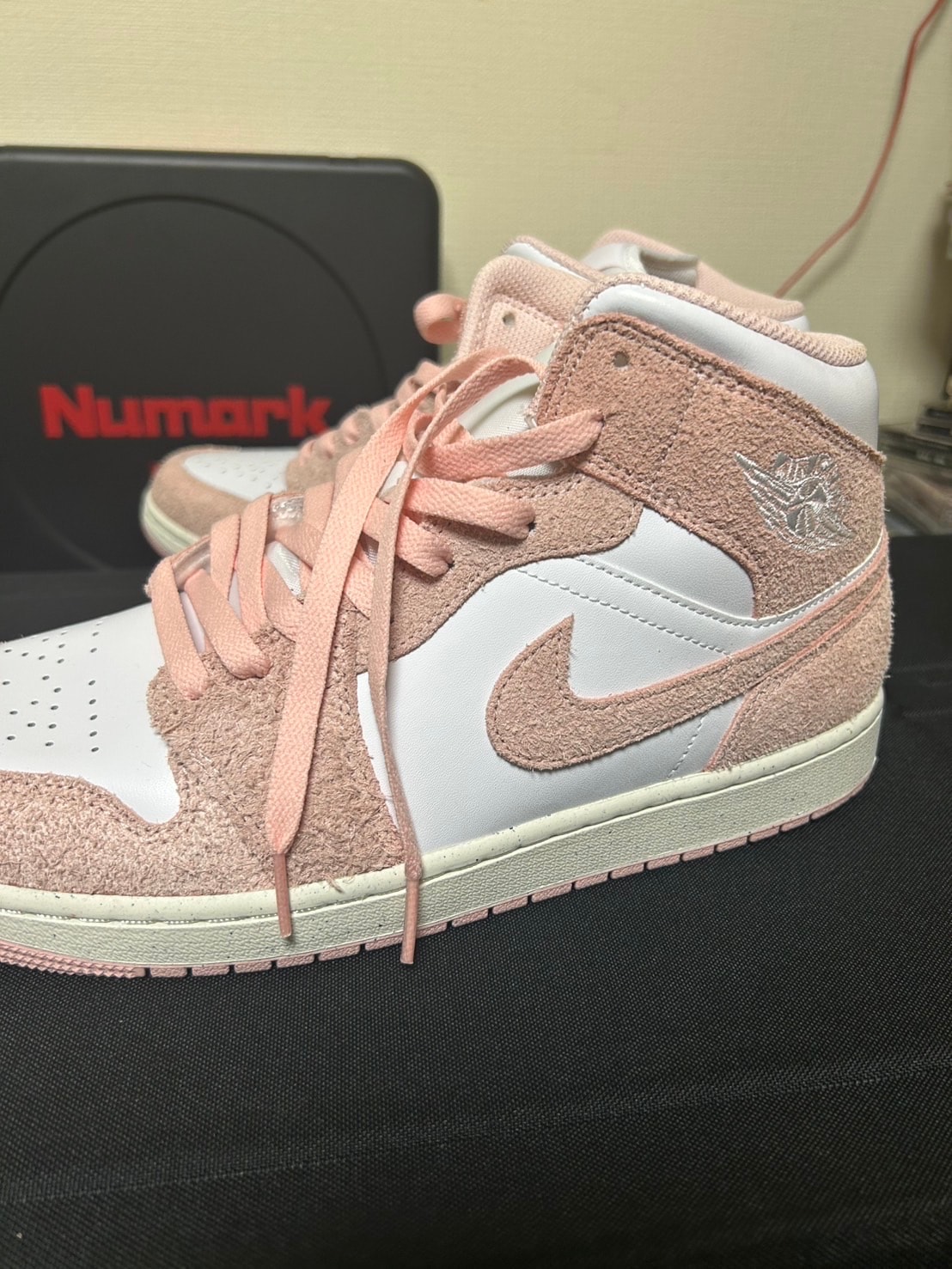 Nike Women's Air Jordan 1 Retro High OG "Washed Pink"