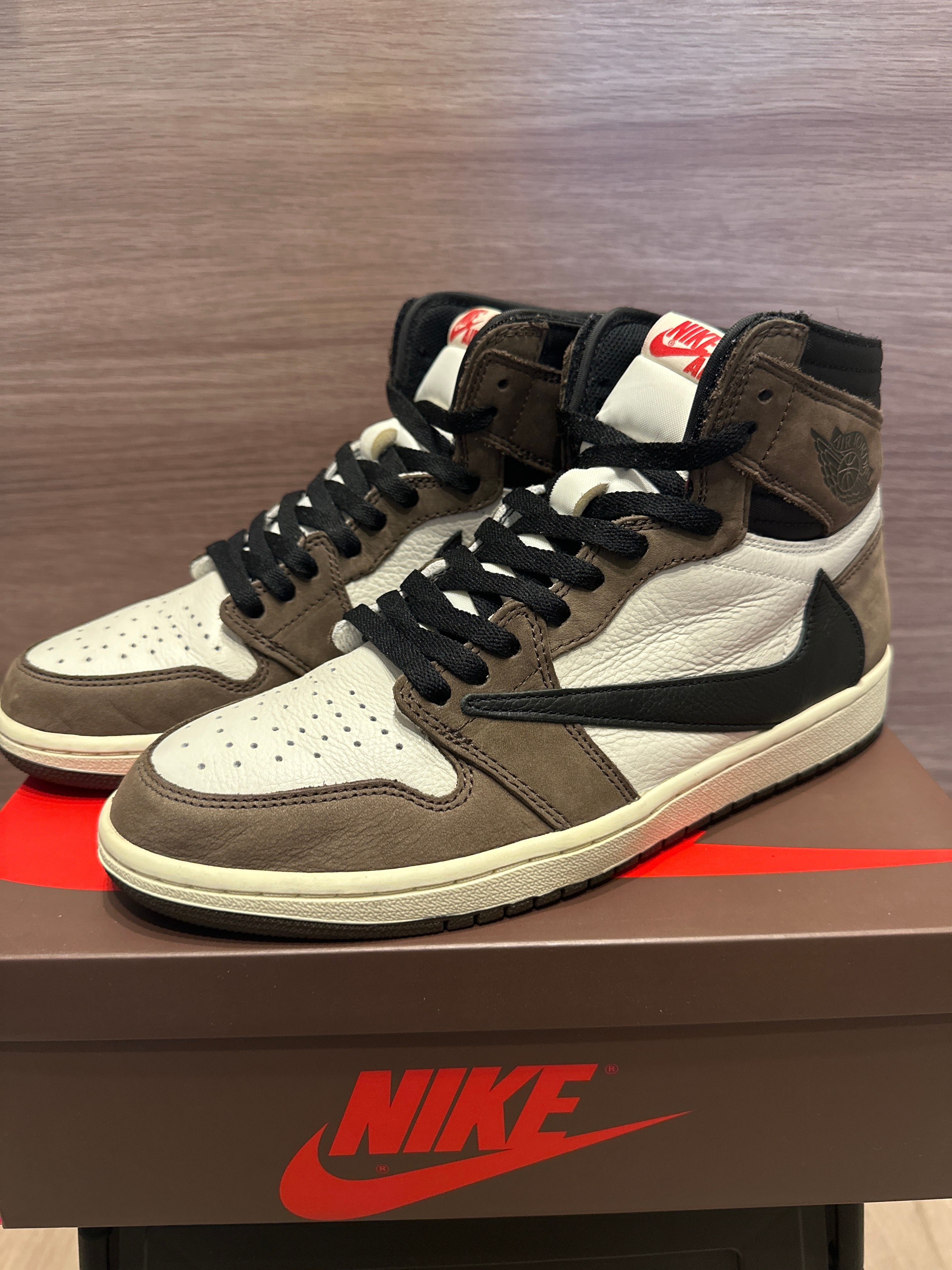 Travis Scott × Nike Air Jordan 1 Retro High OG TS SP "Sail/Dark Mocha"