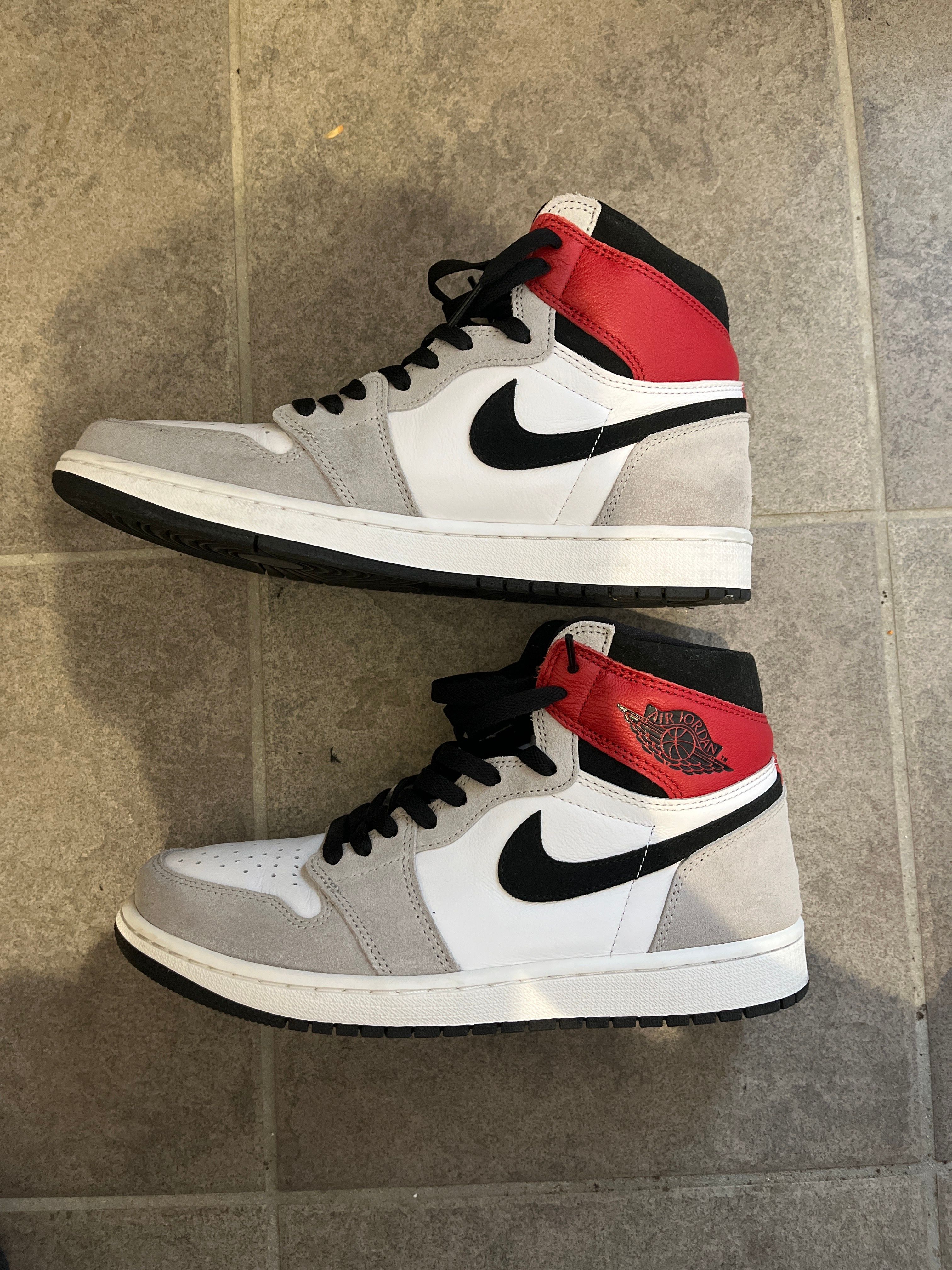 Nike Air Jordan 1 High OG "White/Black/Light Smoke Grey"