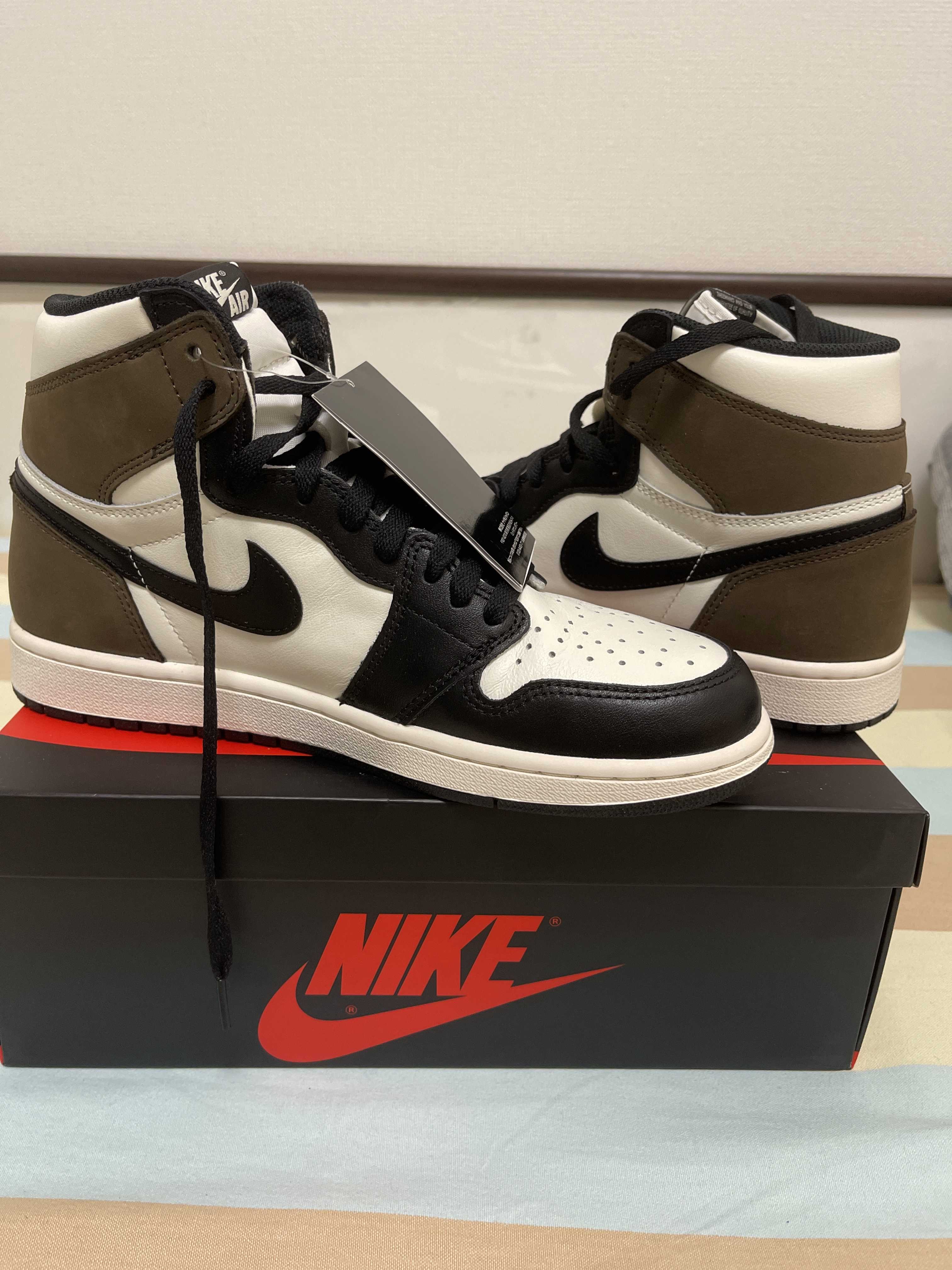 Nike Air Jordan 1 High OG "Sail/Dark Mocha/Black"
