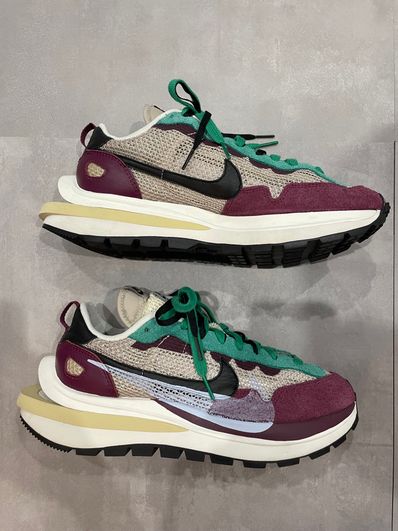 sacai × Nike Vapor Waffle "String/Red/Green"