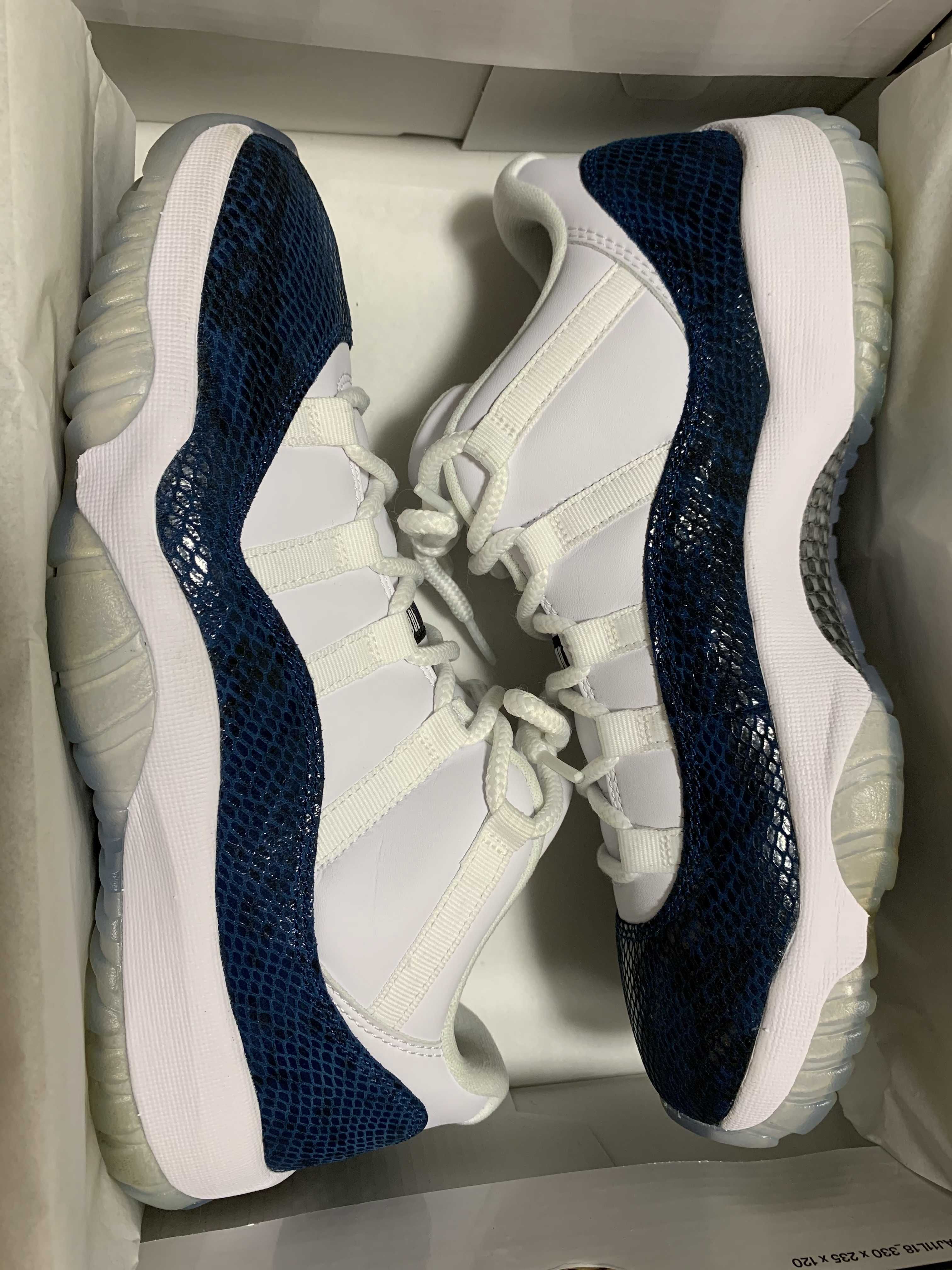 AIR JORDAN 11 LOW "SNAKESKIN"