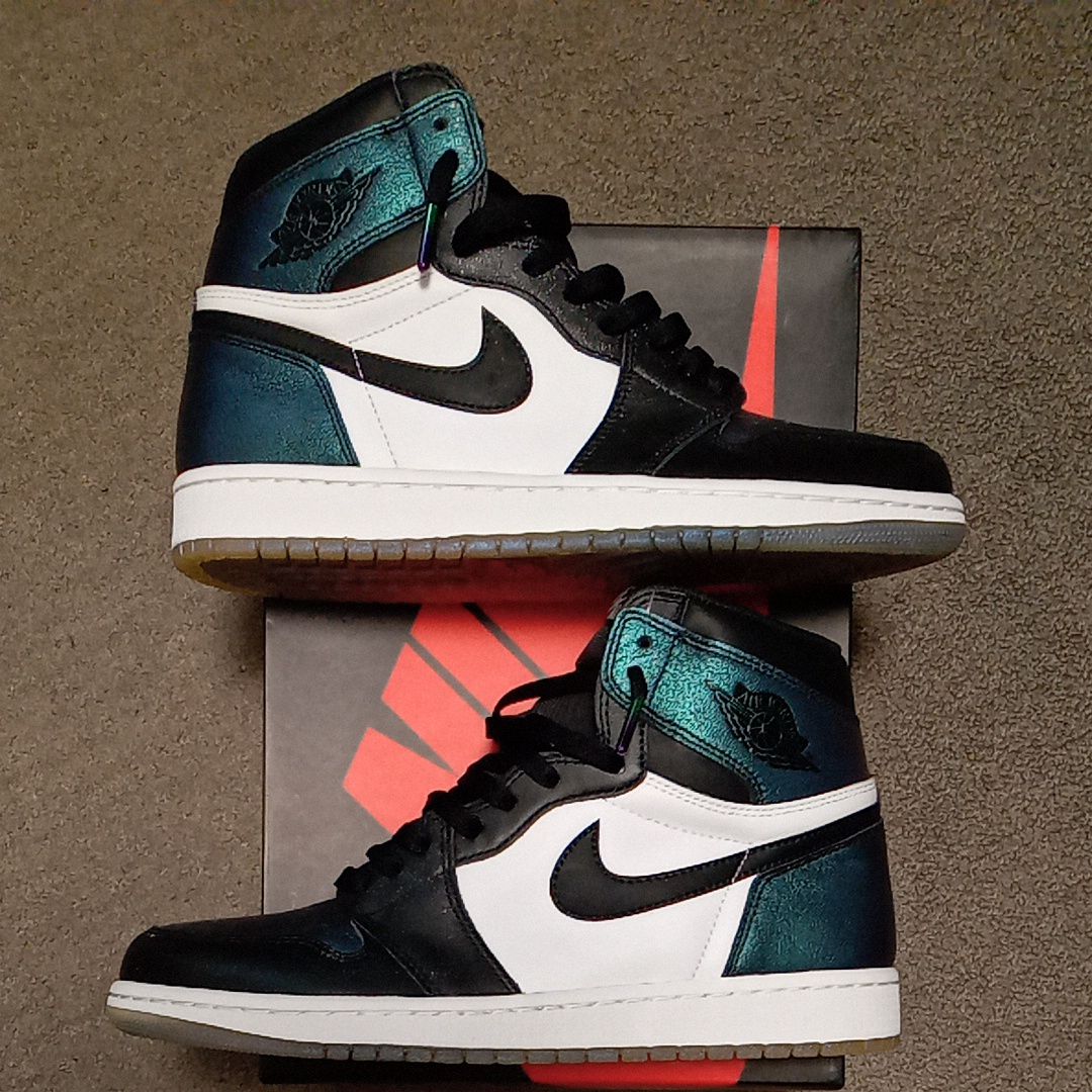 Nike Air Jordan 1 RTRO High OG 