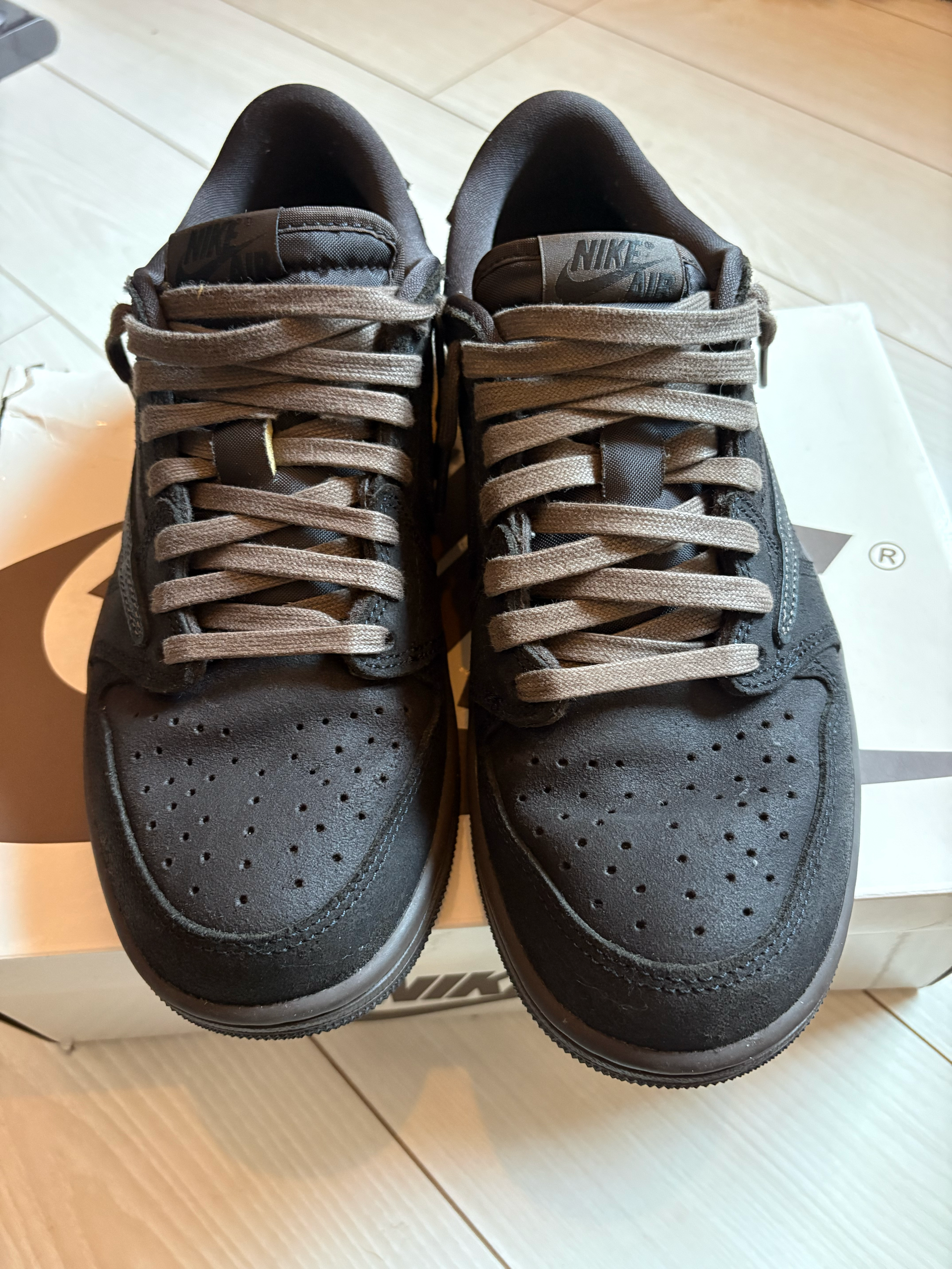 Travis Scott × Nike Air Jordan 1 Low OG SP "Velvet Brown and Dark Mocha"
