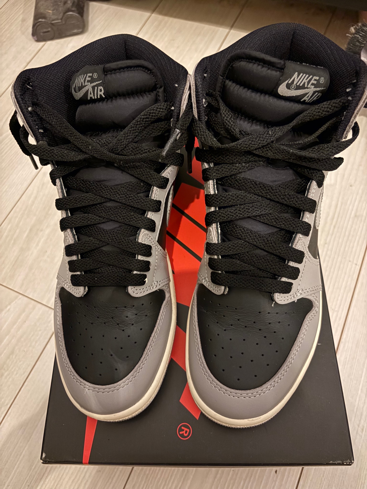 Nike Air Jordan 1 High '85 "Reverse Shadow"