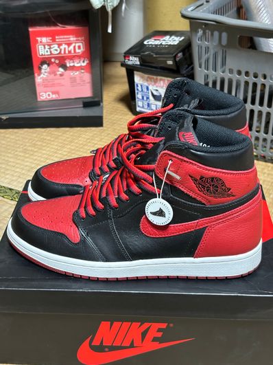 Nike Air Jordan 1 Retro High OG "Bred/Banned" (2016)