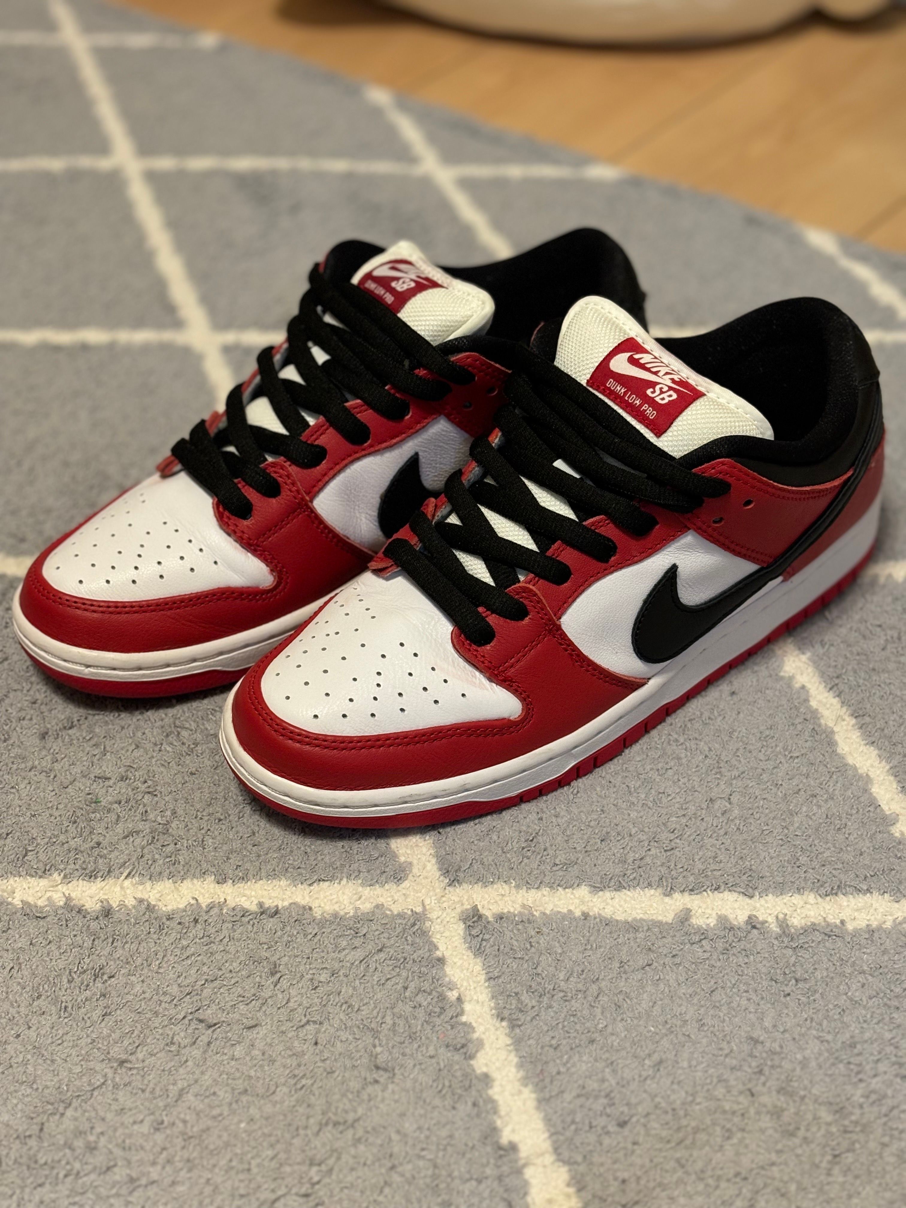 Nike SB Dunk Low Pro "J-Pack Chicago/Varsity Red and White"