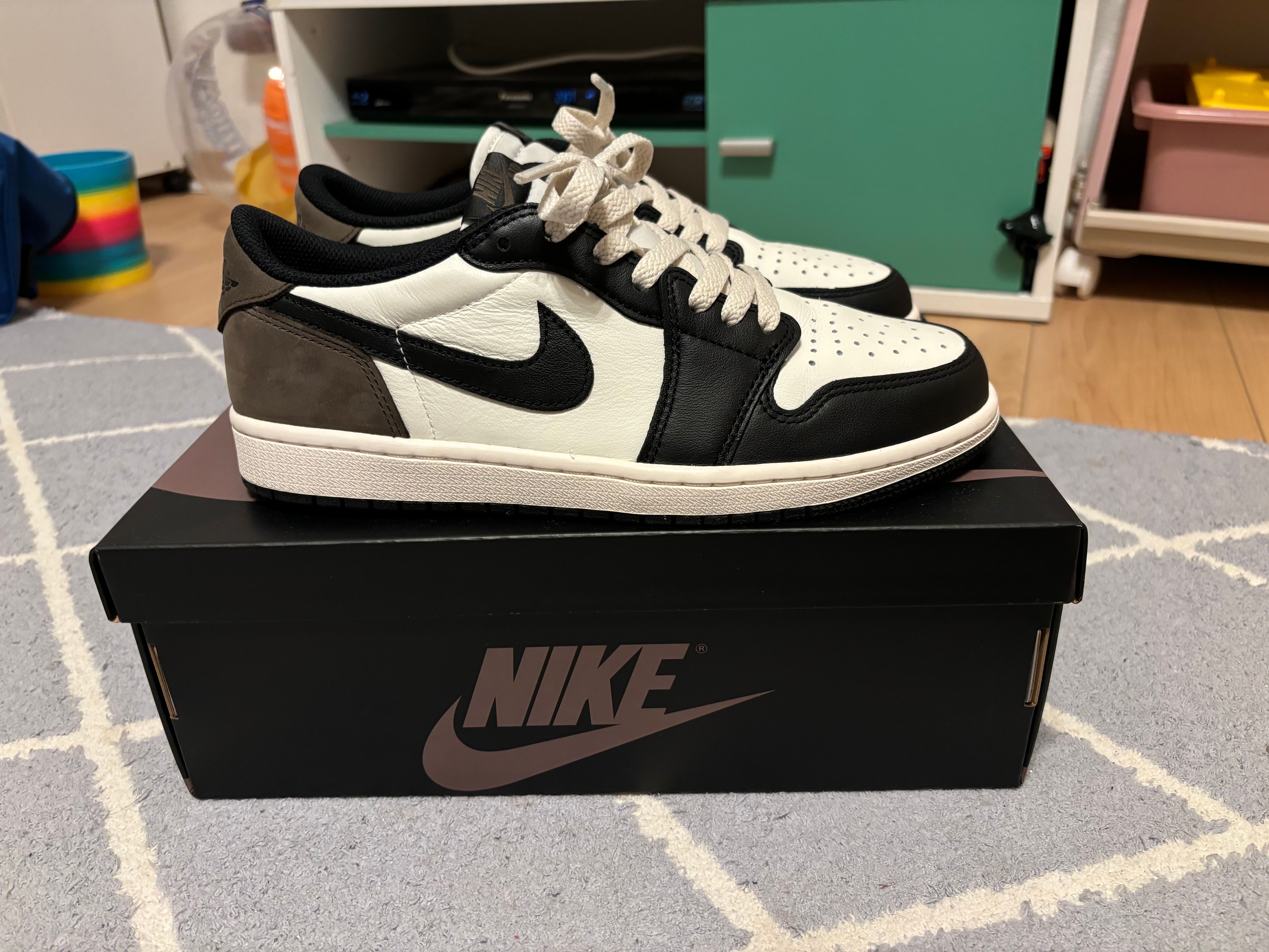 Nike Air Jordan 1 Retro Low OG "Mocha"