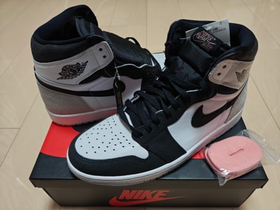 Nike Air Jordan 1 High OG "Bleached Coral"