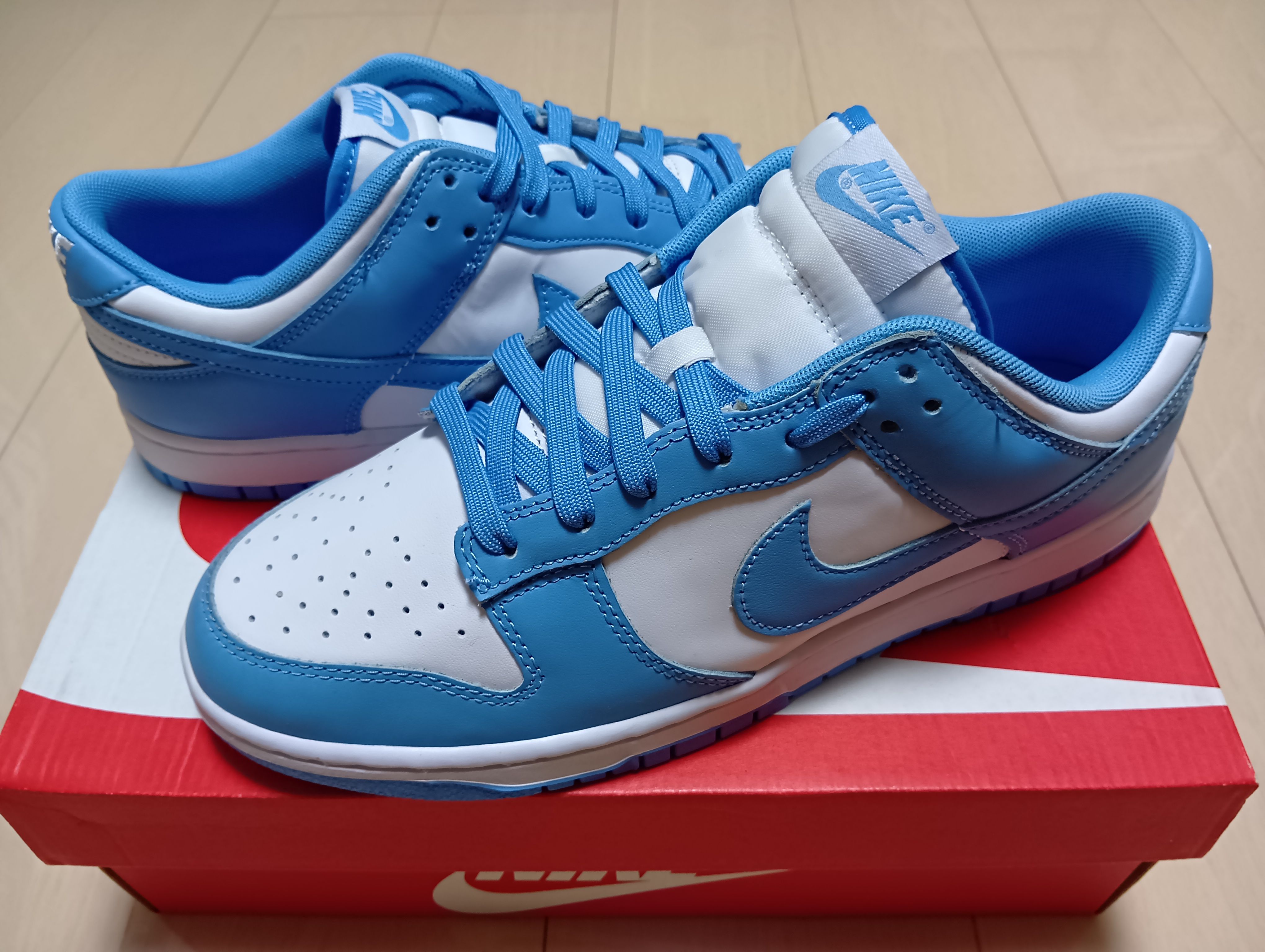 Nike Dunk Low "University Blue"