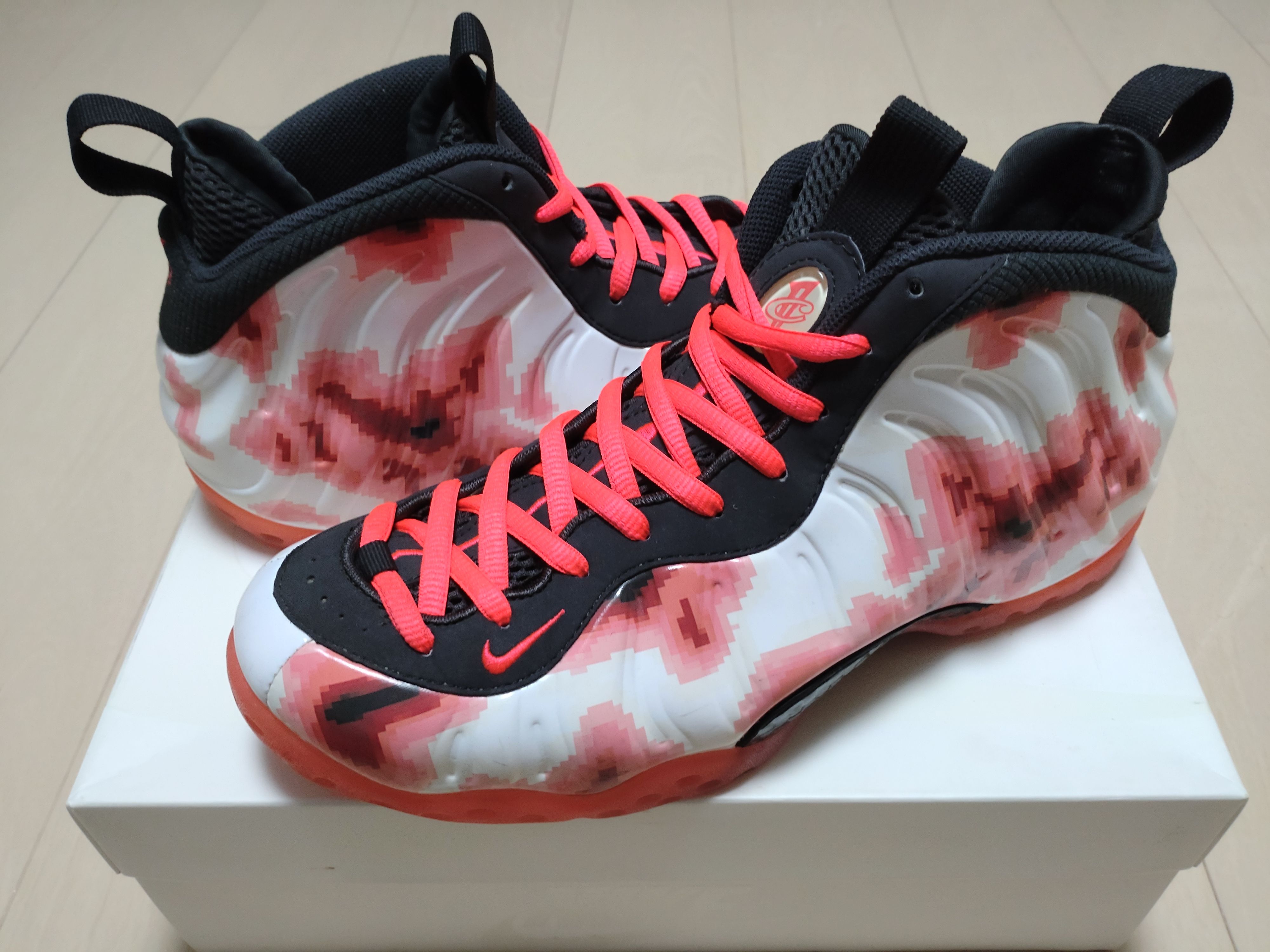 Nike Air Foamposite One "Thermal Map"