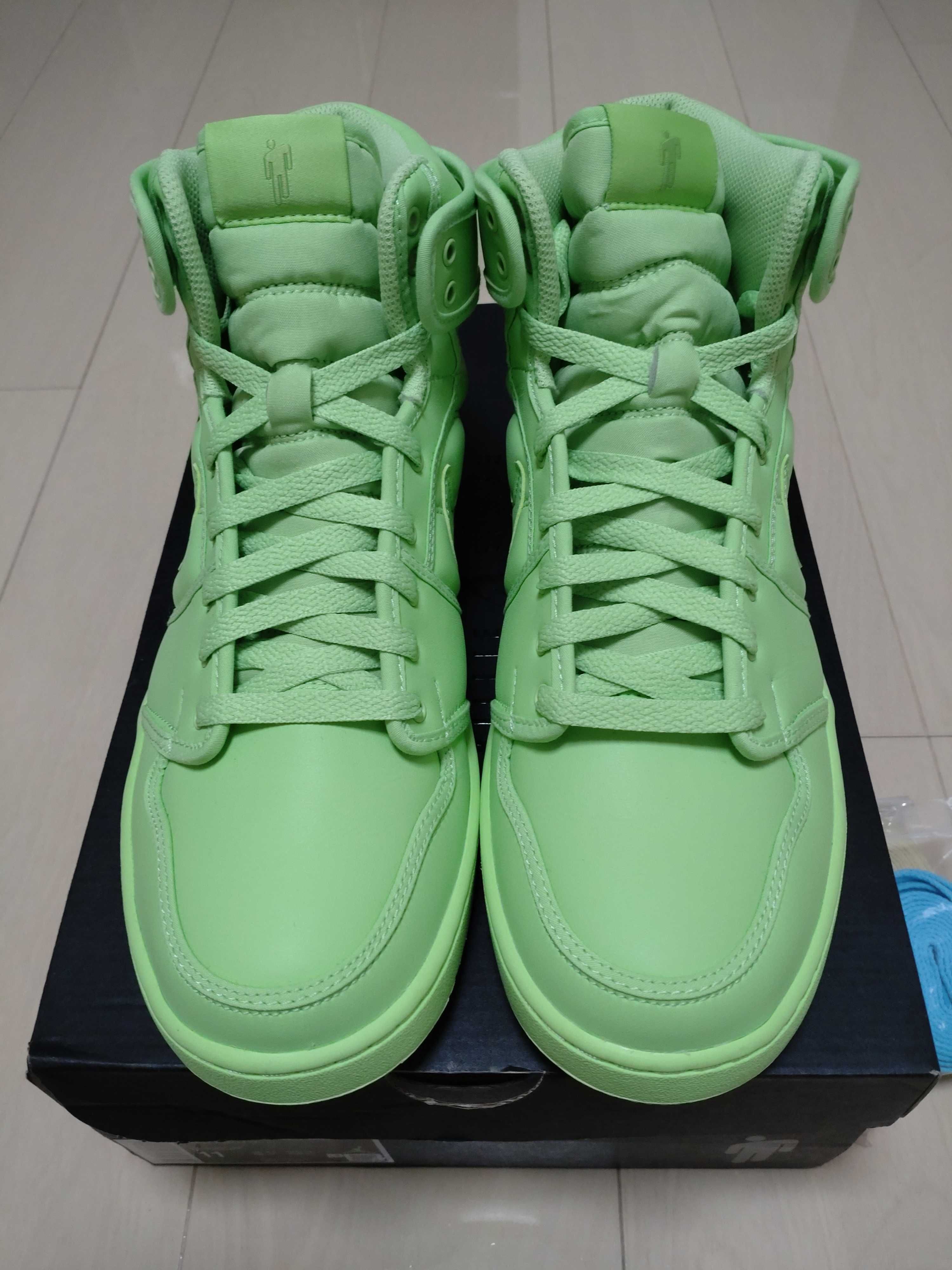 Billie Eilish × Nike Women's Air Jordan 1 High KO "Volt"