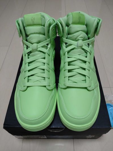 Billie Eilish × Nike Women's Air Jordan 1 High KO "Volt"