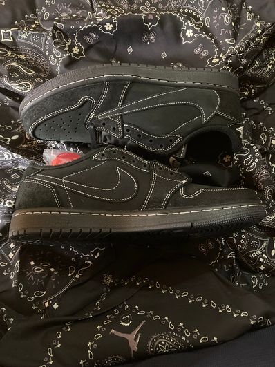 Travis Scott × Nike Air Jordan 1 Low OG SP "Black Phantom"