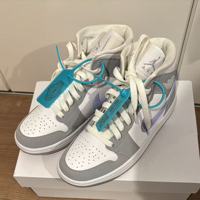 Nike Women's Air Jordan 1 Mid "Wolf Grey"