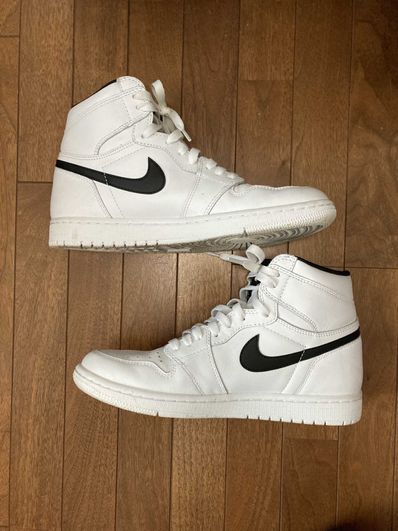 Nike Air Jordan 1 Retro High "Yin Yang White"