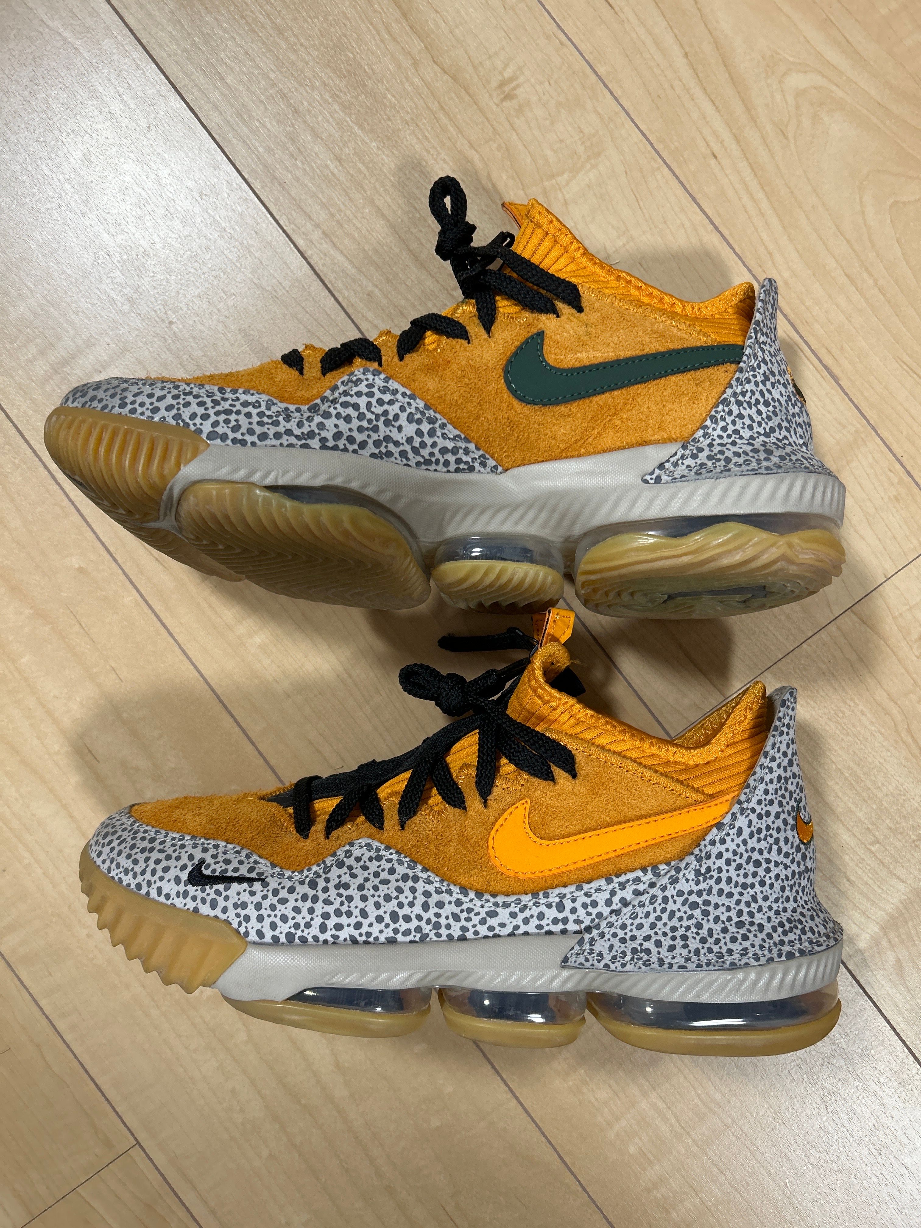 atmos × Nike LeBron 16 Low "Safari" (CD9471-800/CI3358-800)