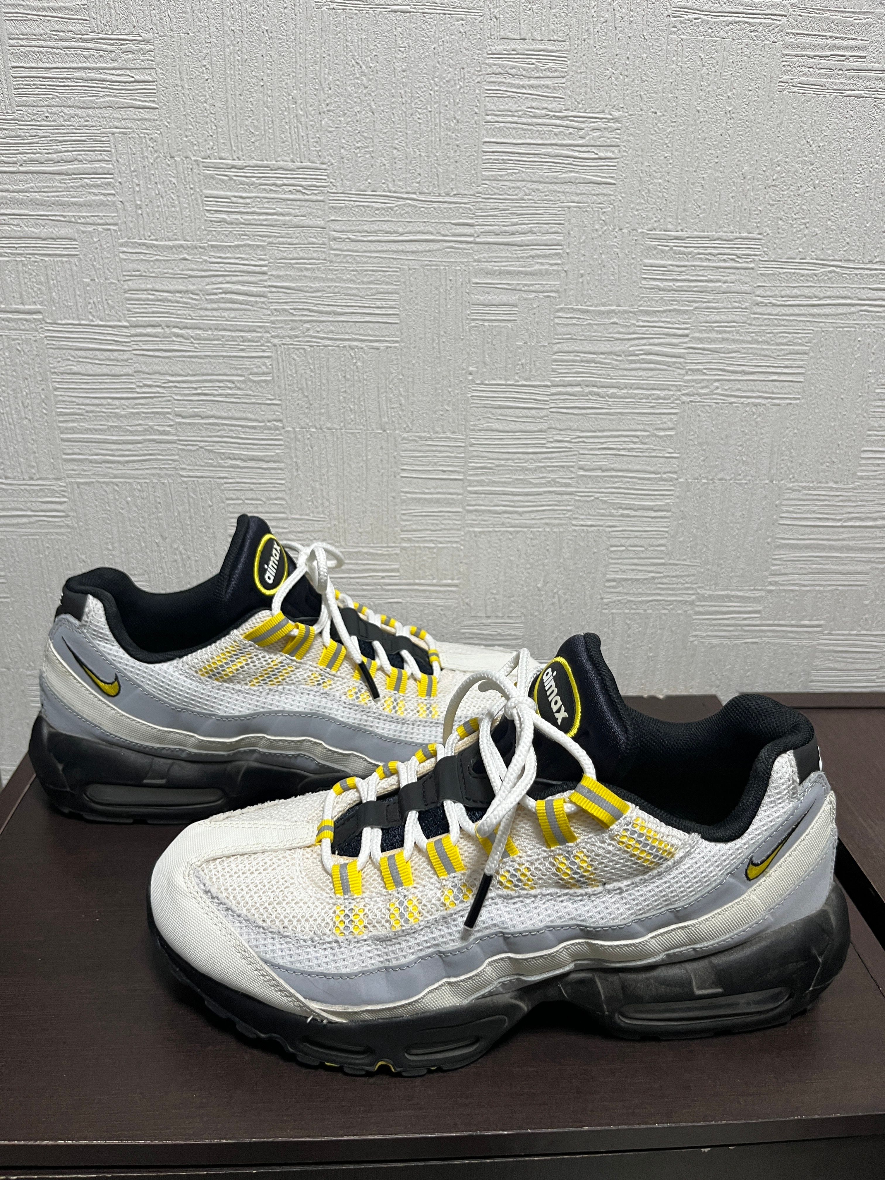 Nike Air Max 95 Essential "White/Tour Yellow/Black/Wolf Grey"