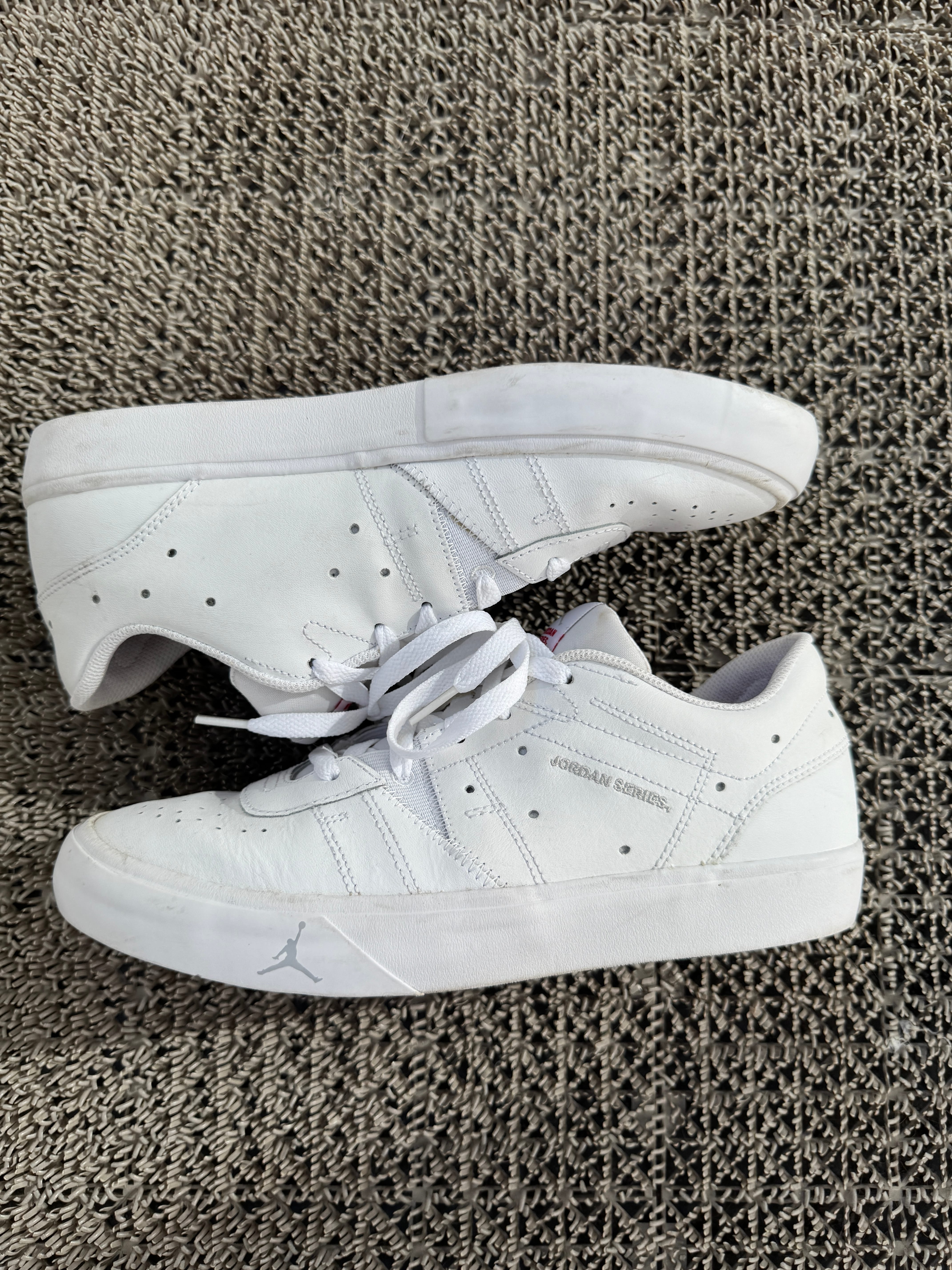 Nike Women's Jordan Series "White/University Red"