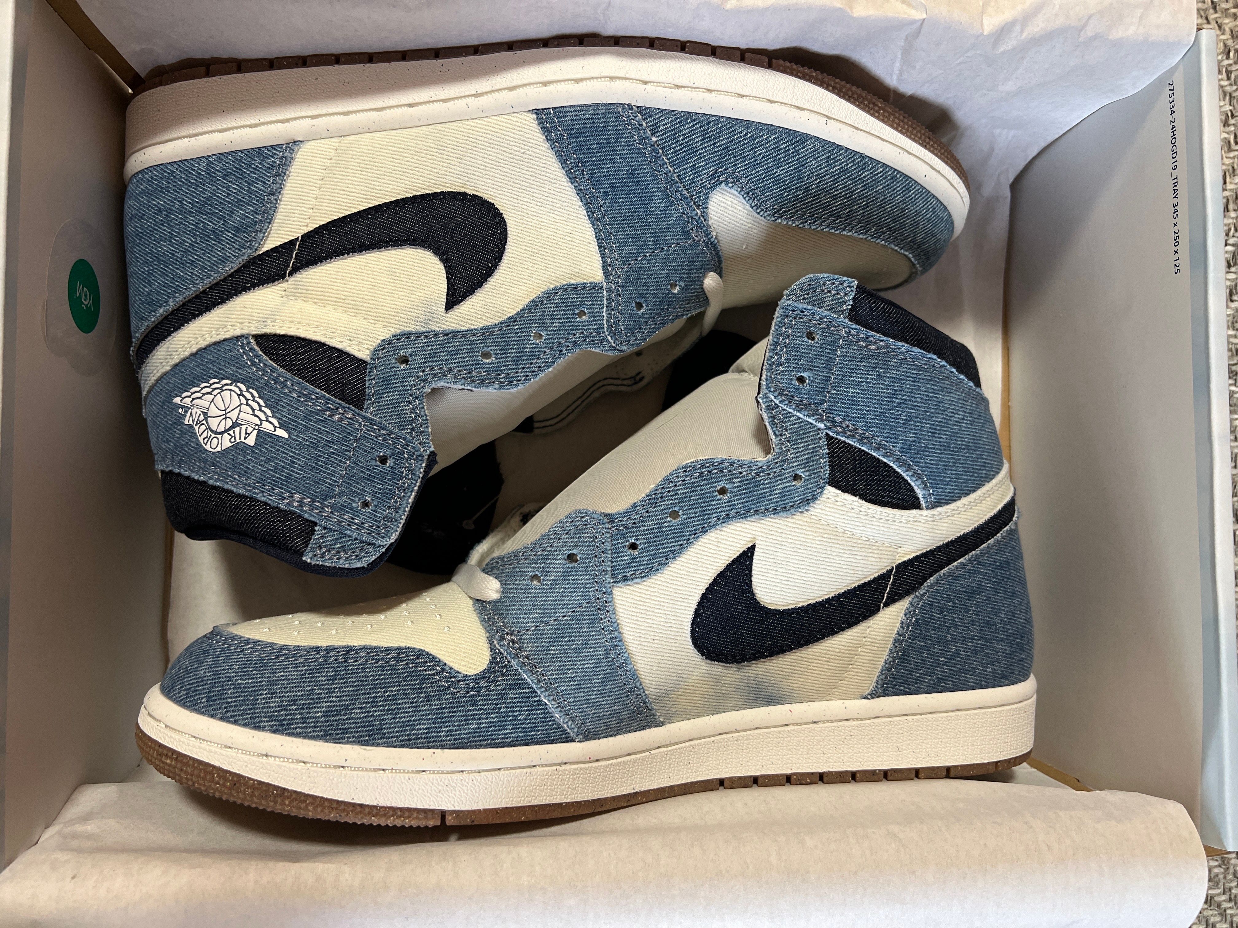 Nike Air Jordan 1 Retro High OG "Denim"