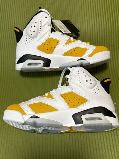 Nike Air Jordan 6 Retro "Yellow Ochre"