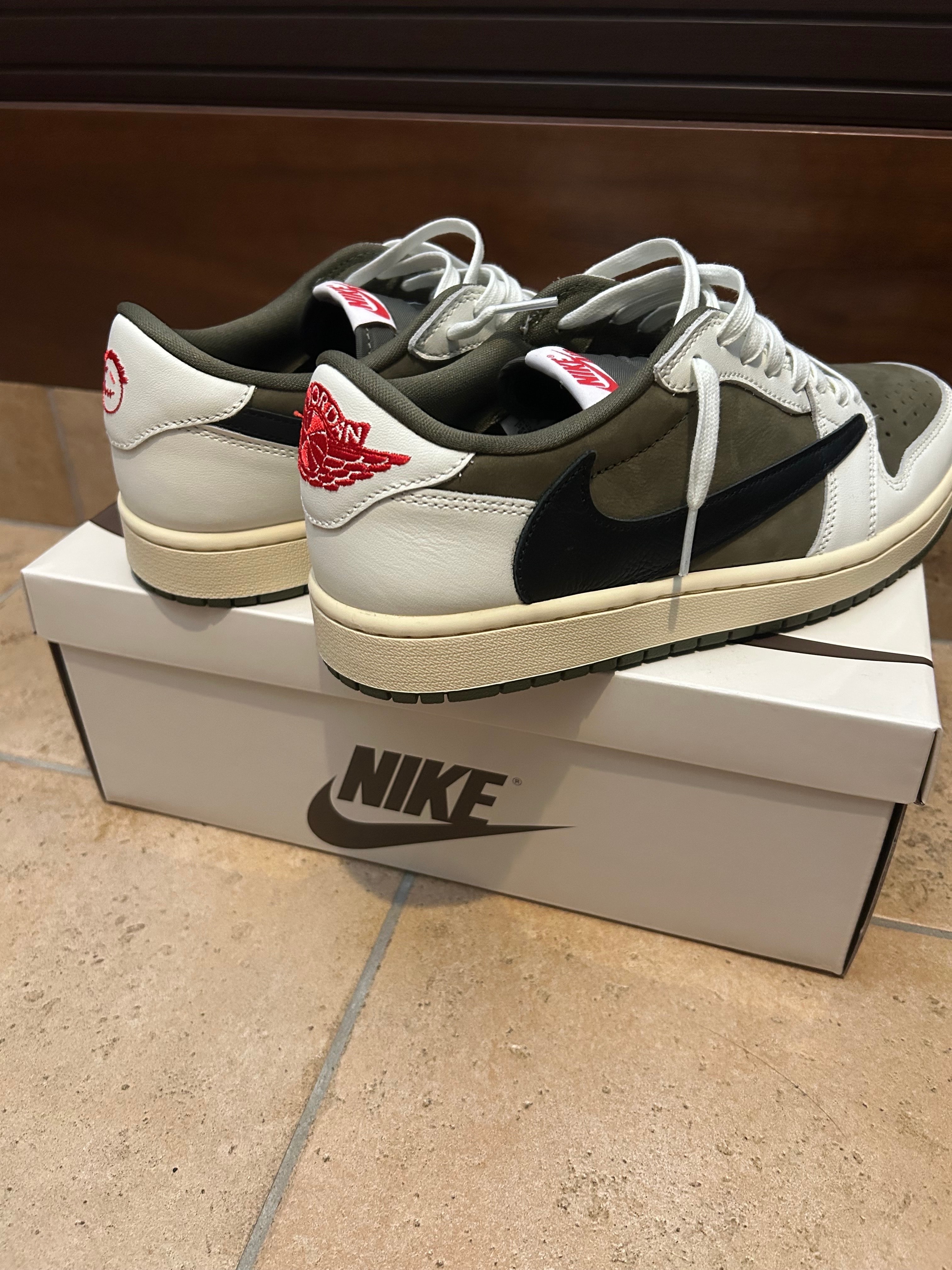 Travis Scott × Nike Air Jordan 1 Low OG SP "Reverse Olive"