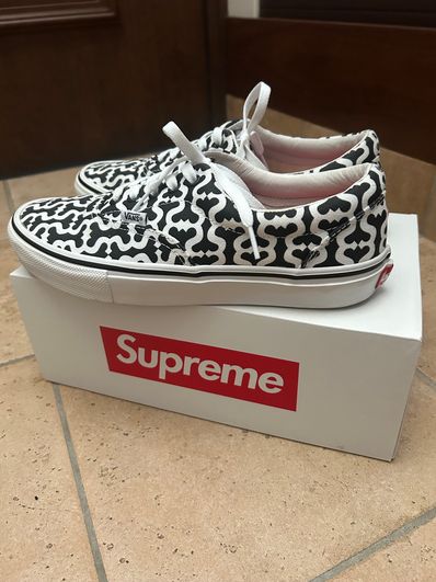 Supreme × Vans Monogram S Logo Skate ERA "Black"