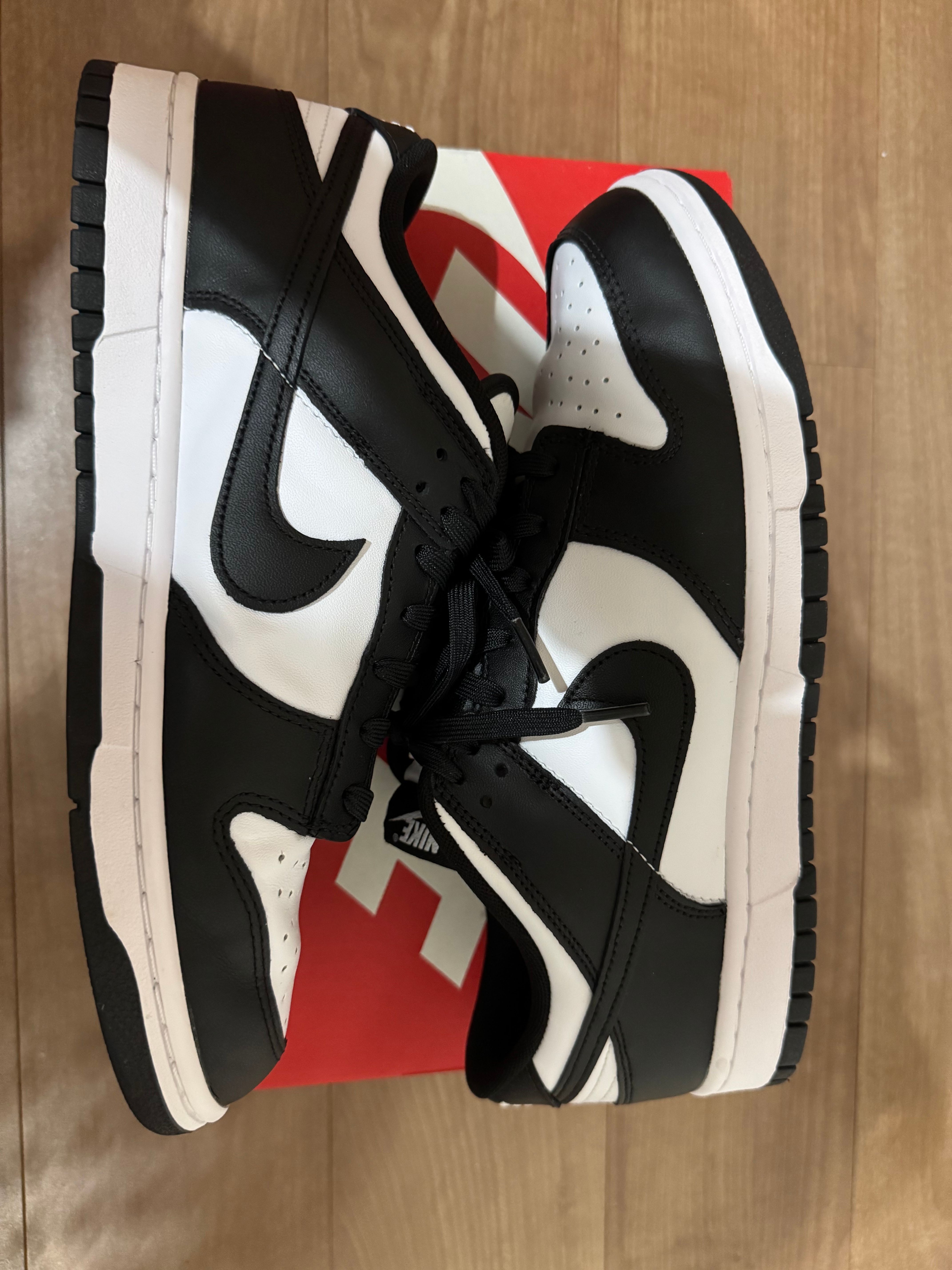 Nike Dunk Low Retro "Panda/White/Black"