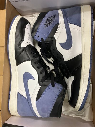 Nike Air Jordan 1 Retro High "Blue Moon"