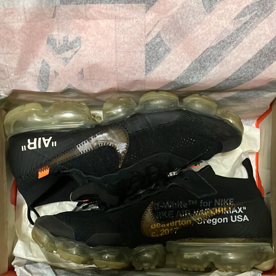 Off-White × Nike Air Vapormax "Black/Total Orange/Clear"