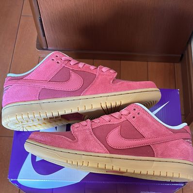 Nike SB Dunk Low "Adobe"