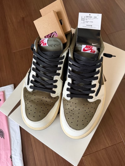 Travis Scott × Nike Air Jordan 1 Low OG SP "Reverse Olive"
