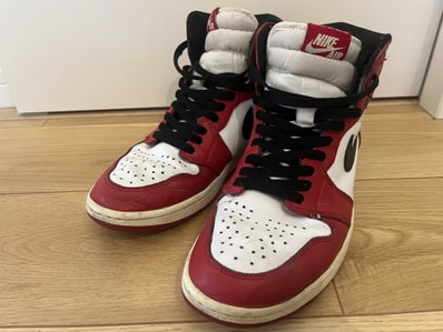 Nike Air Jordan 1 Retro High "Chicago" (2015)